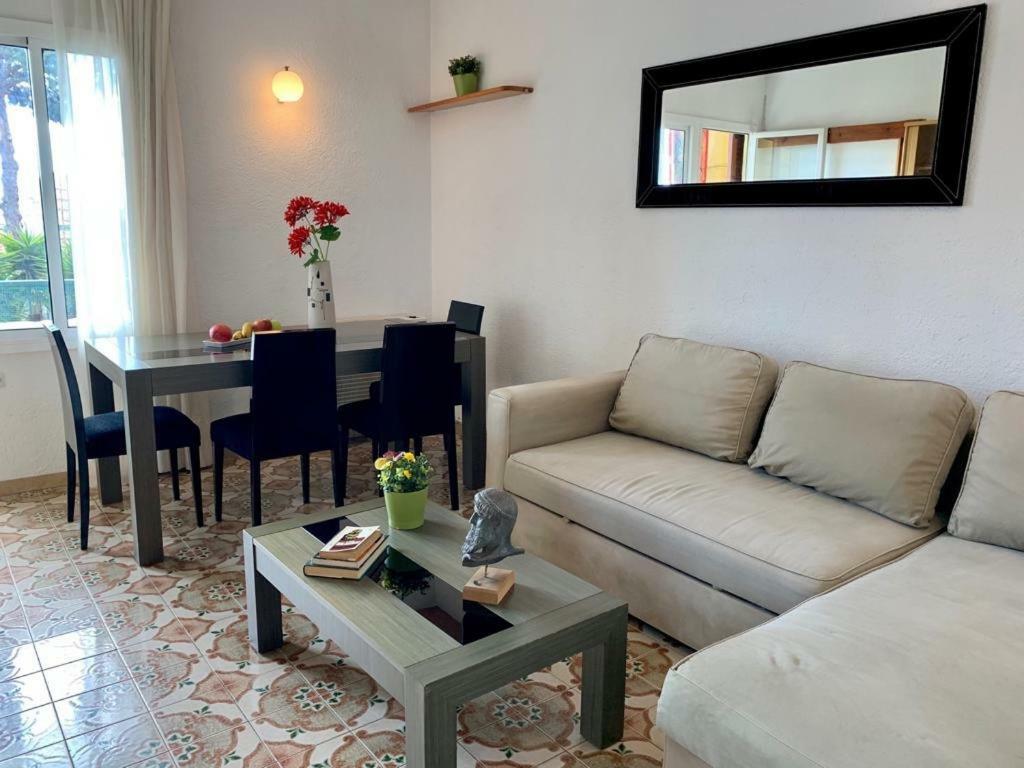 Nice Apartamen Lloret de Mar Exterior foto